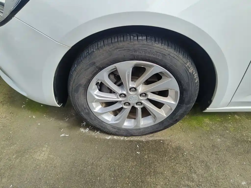 Buick Verano — миниатюра 23