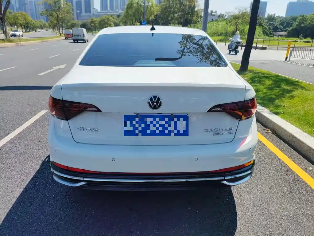 Volkswagen Sagitar — миниатюра 7
