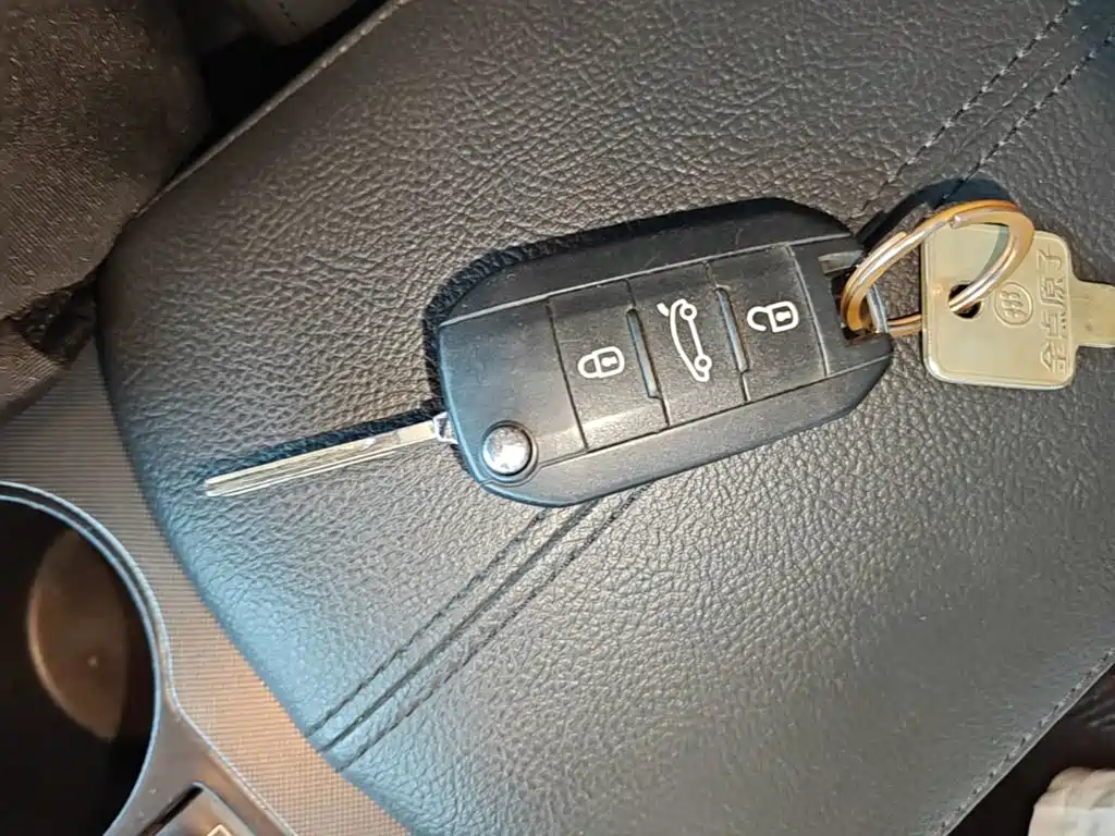 Peugeot 3008 — миниатюра 9