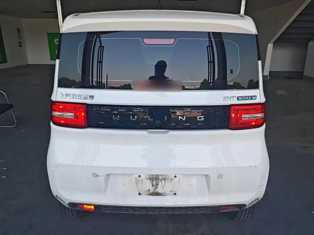 Wuling MINIEV — миниатюра 6
