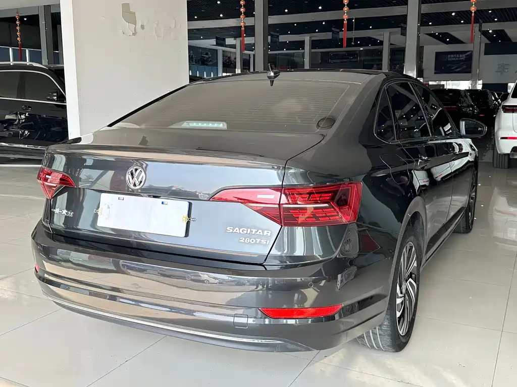 Volkswagen Sagitar — миниатюра 7