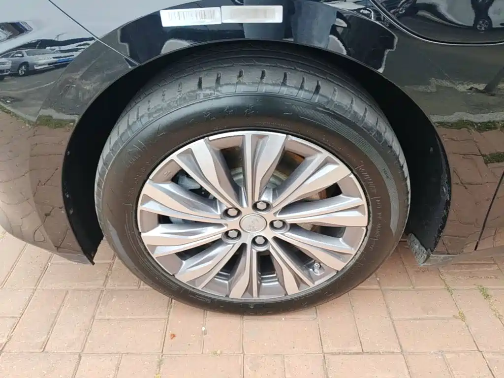 Hongqi Hongqi E-QM5 — миниатюра 23