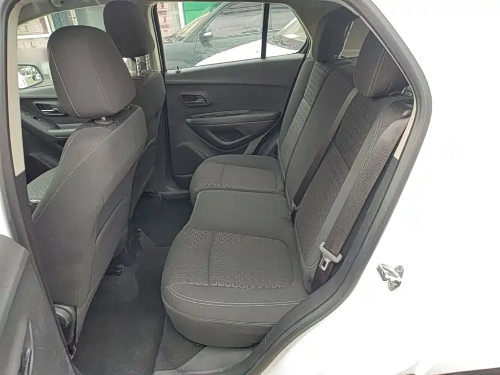 Chevrolet Trax — миниатюра 17