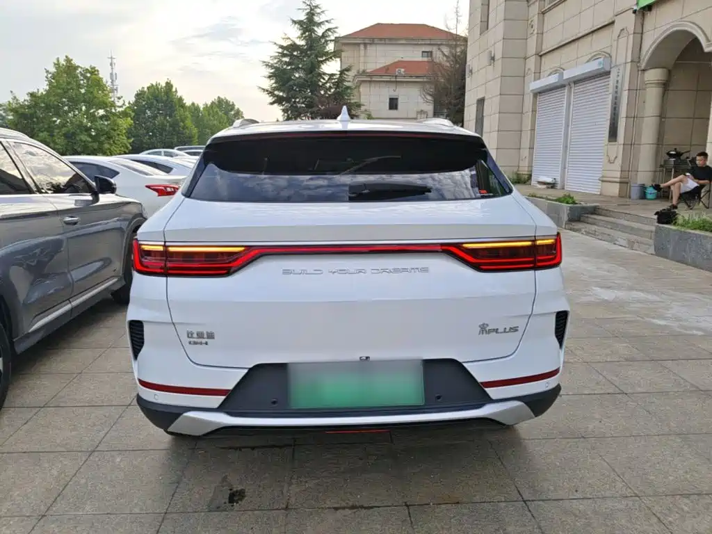 BYD PLUS New Energy — миниатюра 6