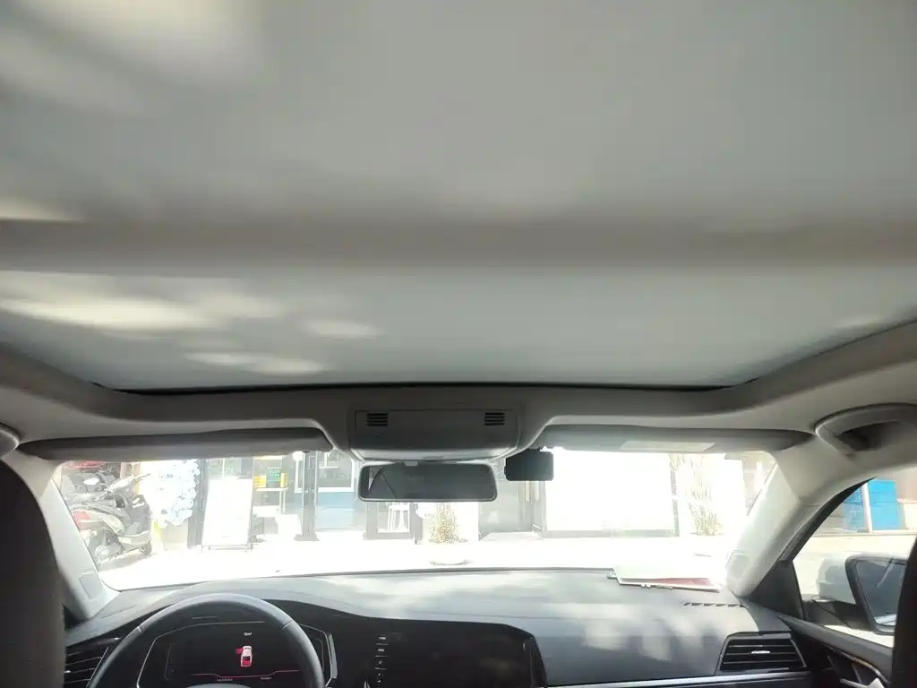 Volkswagen Sagitar — миниатюра 9