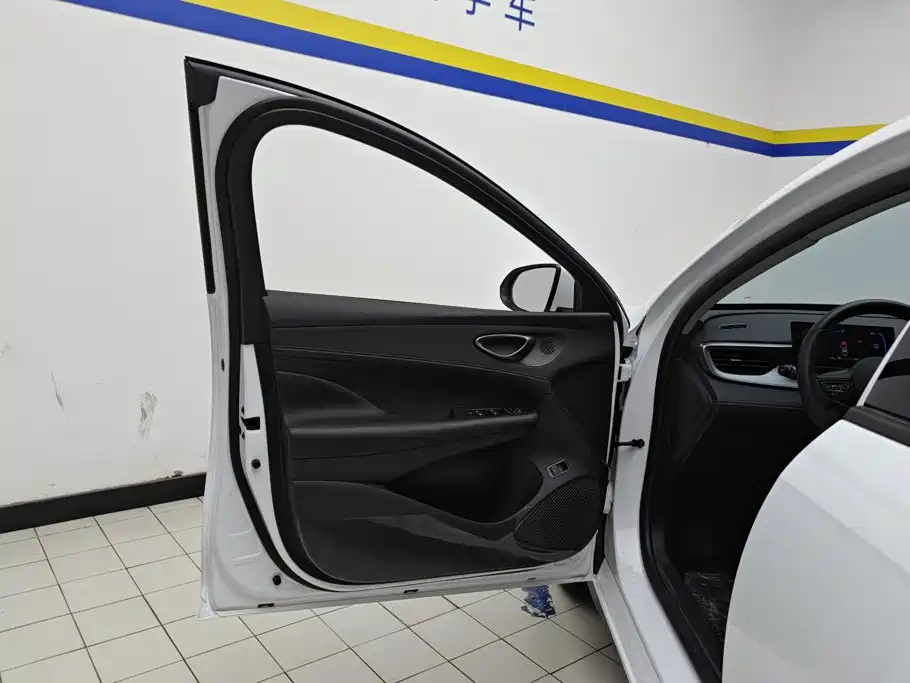 BYD Seal 05 DM-i — миниатюра 7
