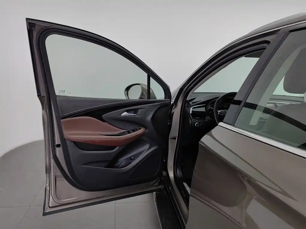 Buick Envision Plus — миниатюра 8