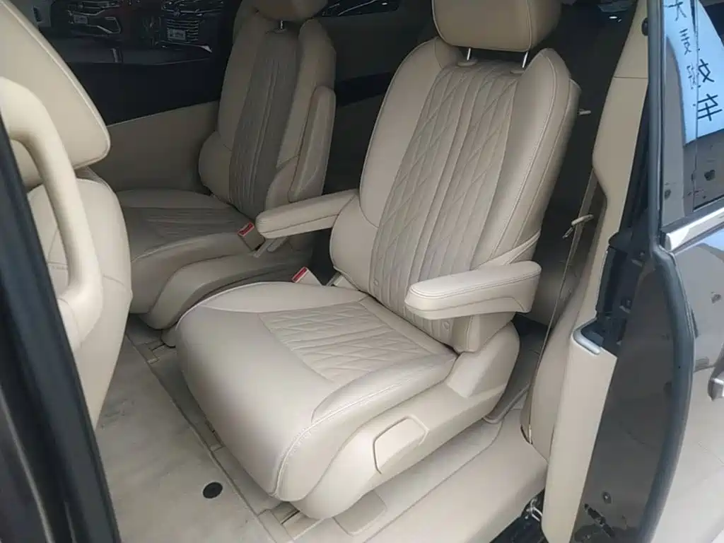 Buick GL8 — миниатюра 17