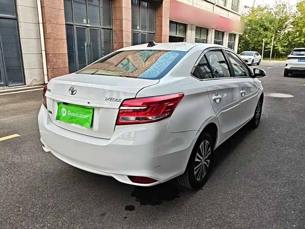 Toyota Vios — миниатюра 7