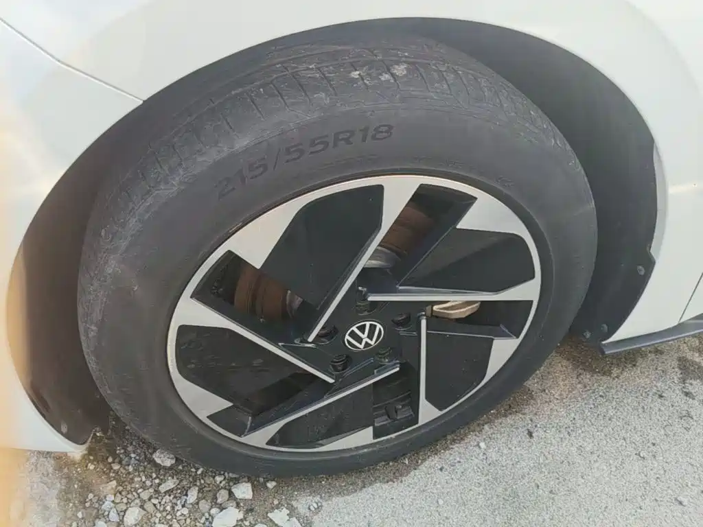 Volkswagen ID.3 — миниатюра 23