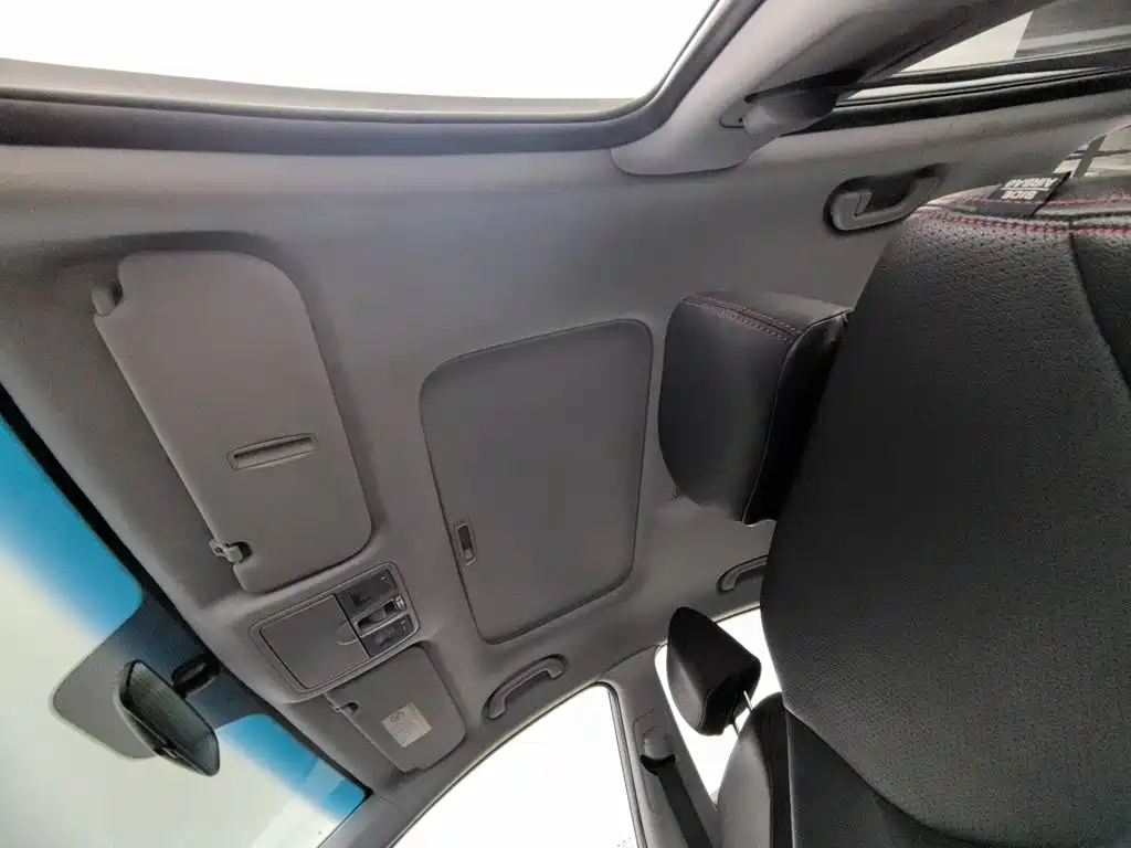 Hyundai Elantra Langdong — миниатюра 14