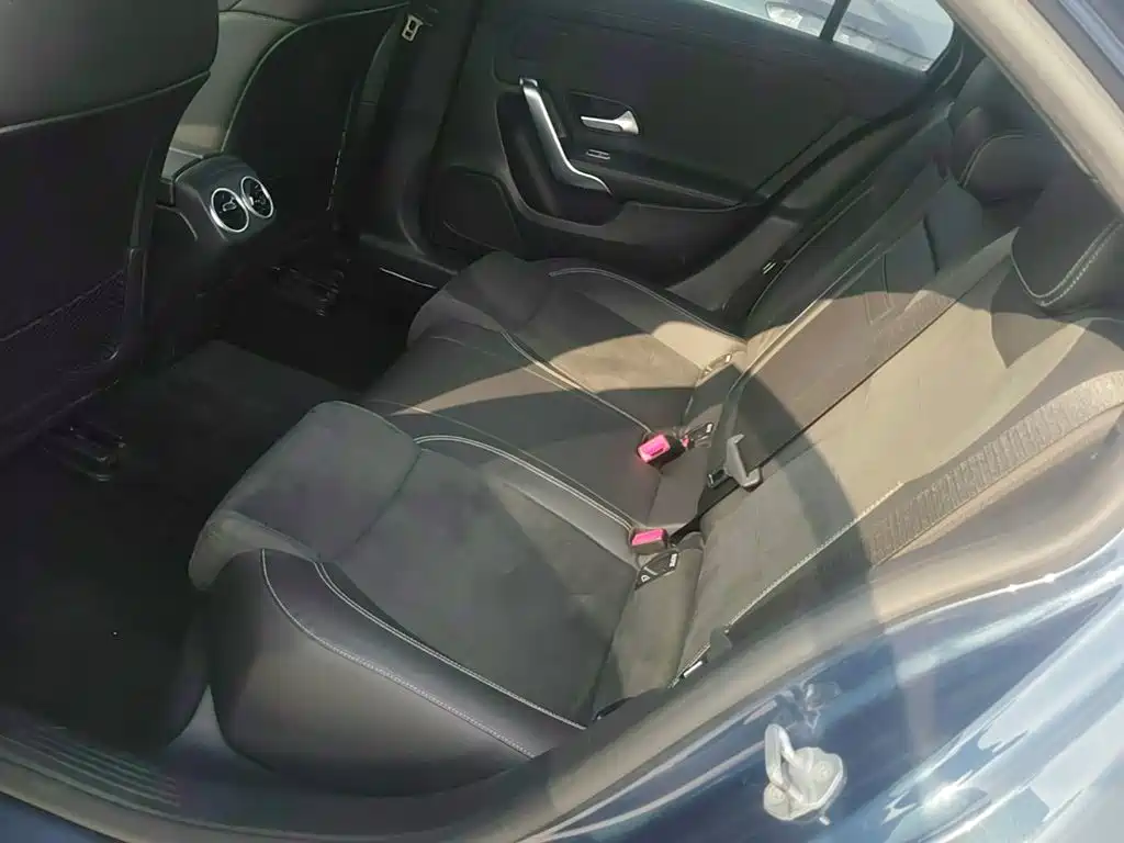 Mercedes-Benz A-Class — миниатюра 17