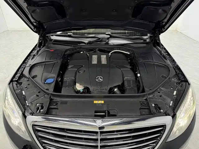 Mercedes-Benz S-Class — миниатюра 10
