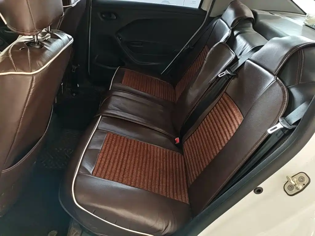 Peugeot 301 — миниатюра 17