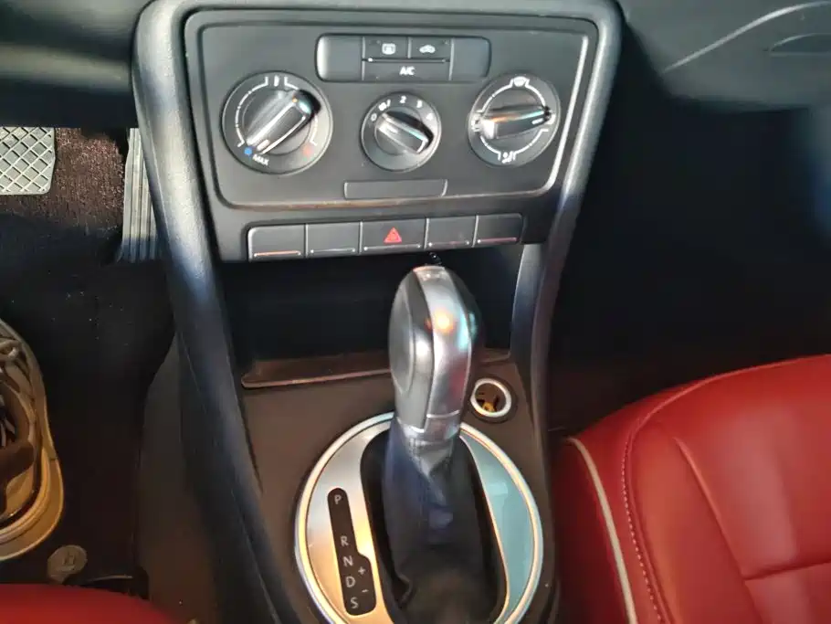Volkswagen Beetle — миниатюра 16