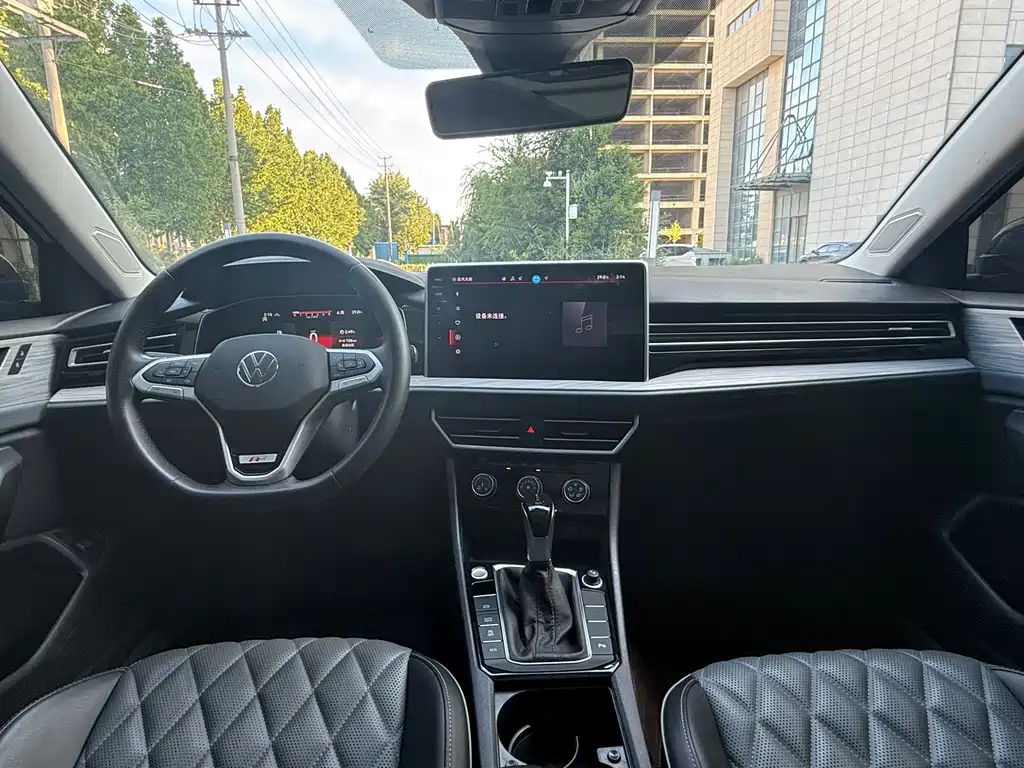 Volkswagen Sagitar — миниатюра 8