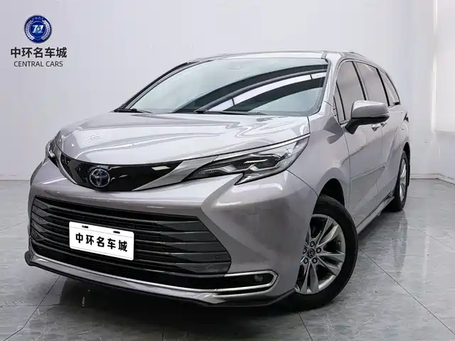 TOYOTA SIENNA 2022