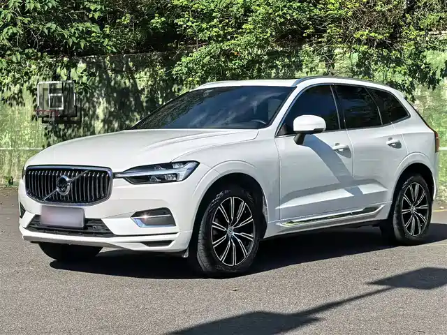 VOLVO  XC60
