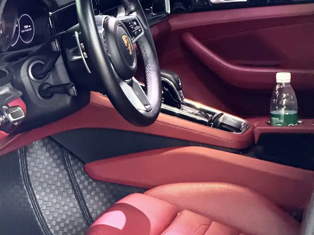 Porsche Panamera — миниатюра 5