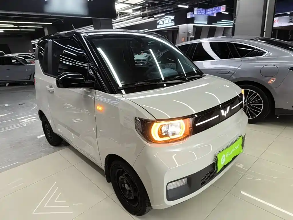 Wuling MINIEV — миниатюра 4