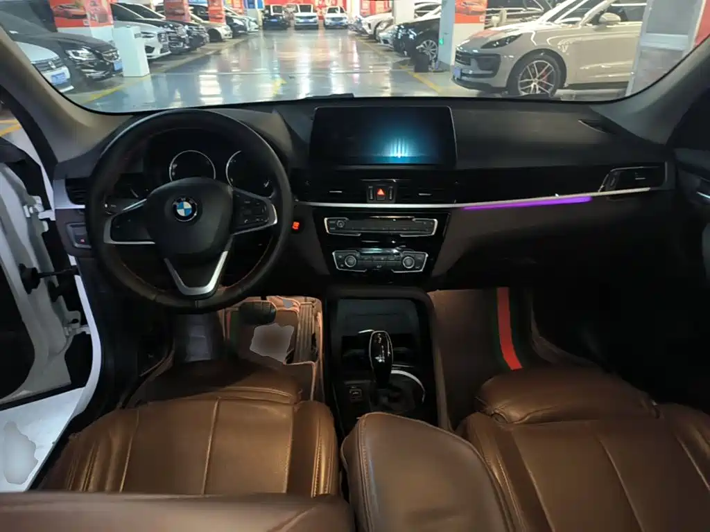 BMW X1 — миниатюра 10