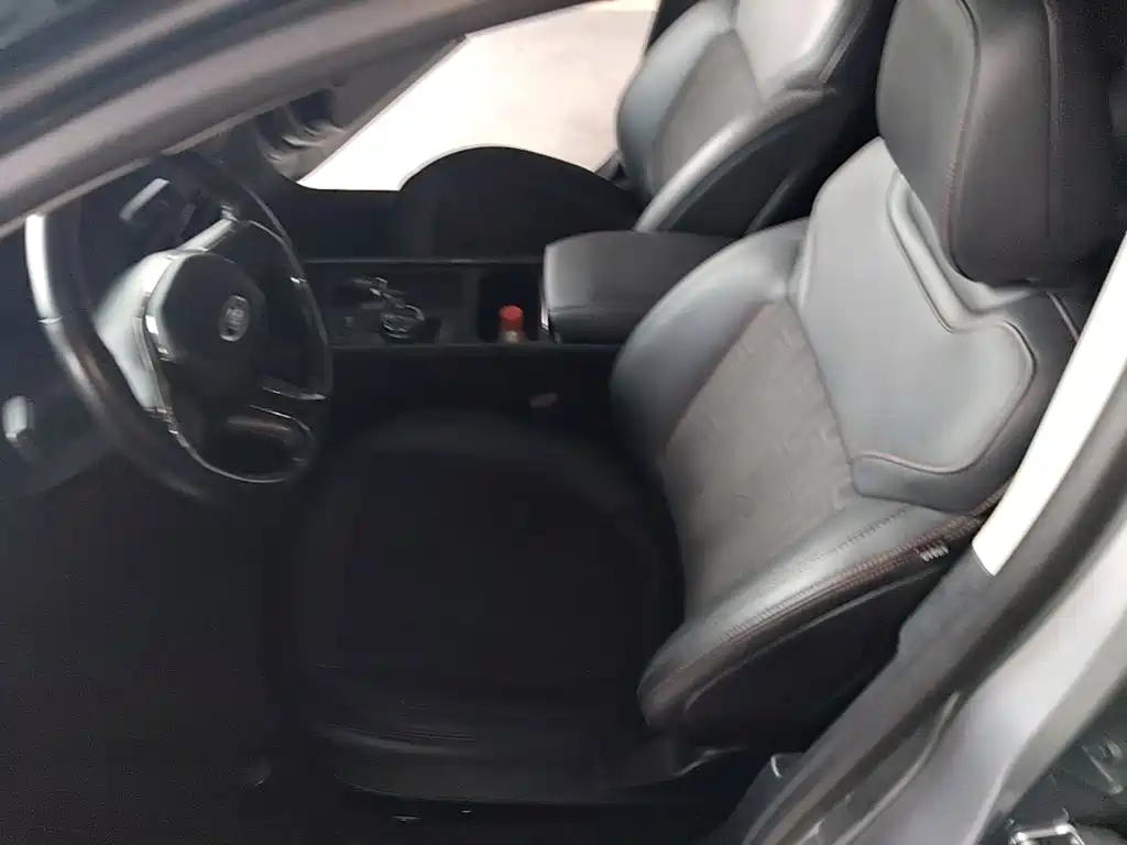 Ford Mondeo — миниатюра 15
