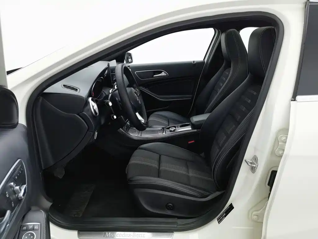 Mercedes-Benz A-Class (Import) — миниатюра 10