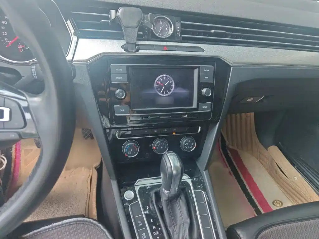Volkswagen Magotan — миниатюра 6