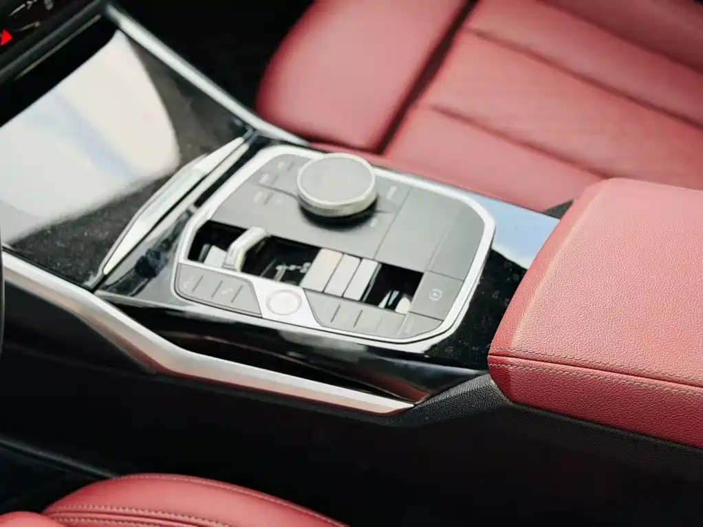 BMW i3 — миниатюра 10