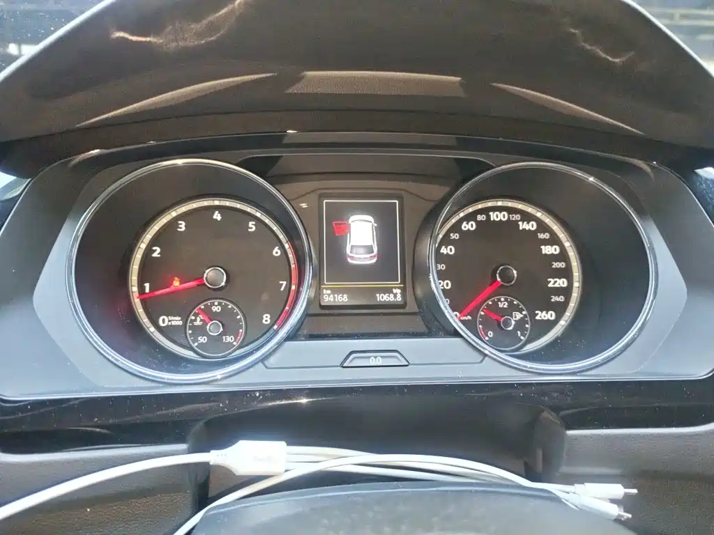 Volkswagen Tiguan L — миниатюра 7