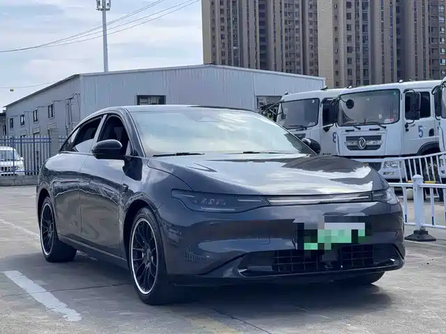 Leapmotor C01