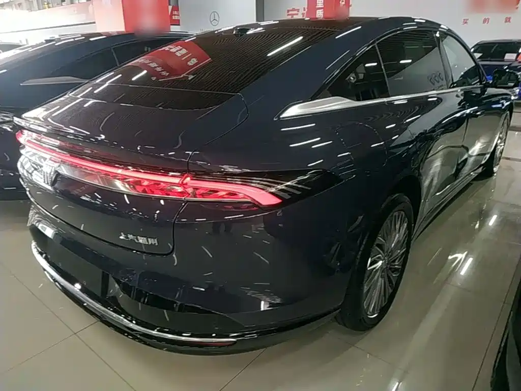 Buick Electra L7 — миниатюра 7