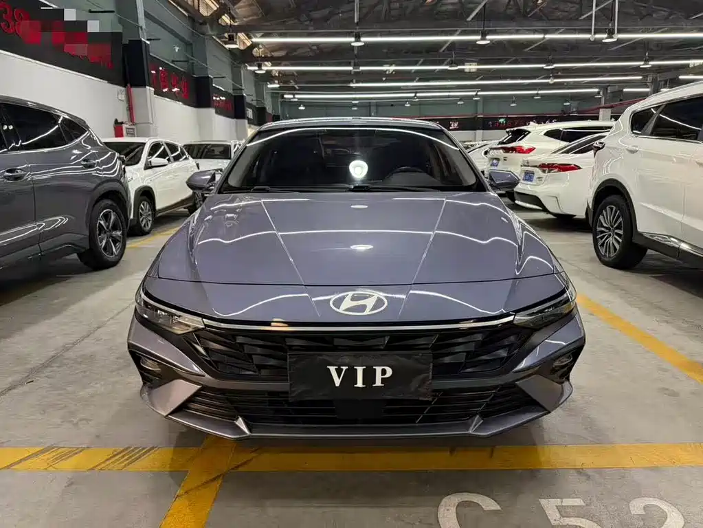 Hyundai Elantra — миниатюра 2