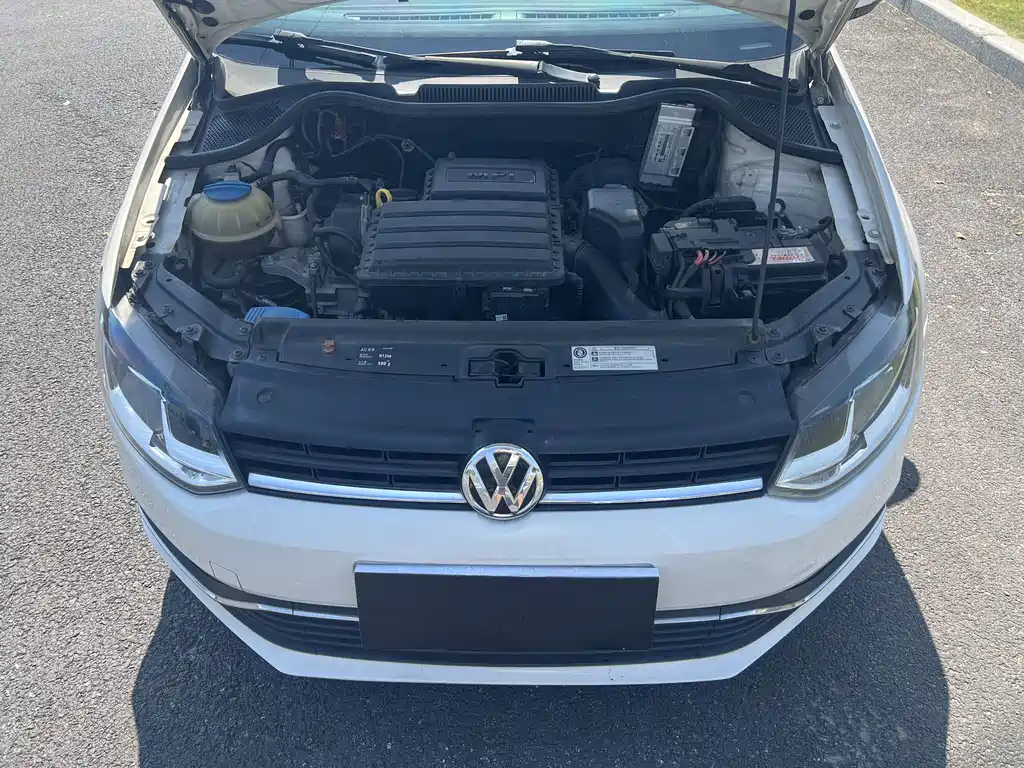 Volkswagen Polo — миниатюра 11