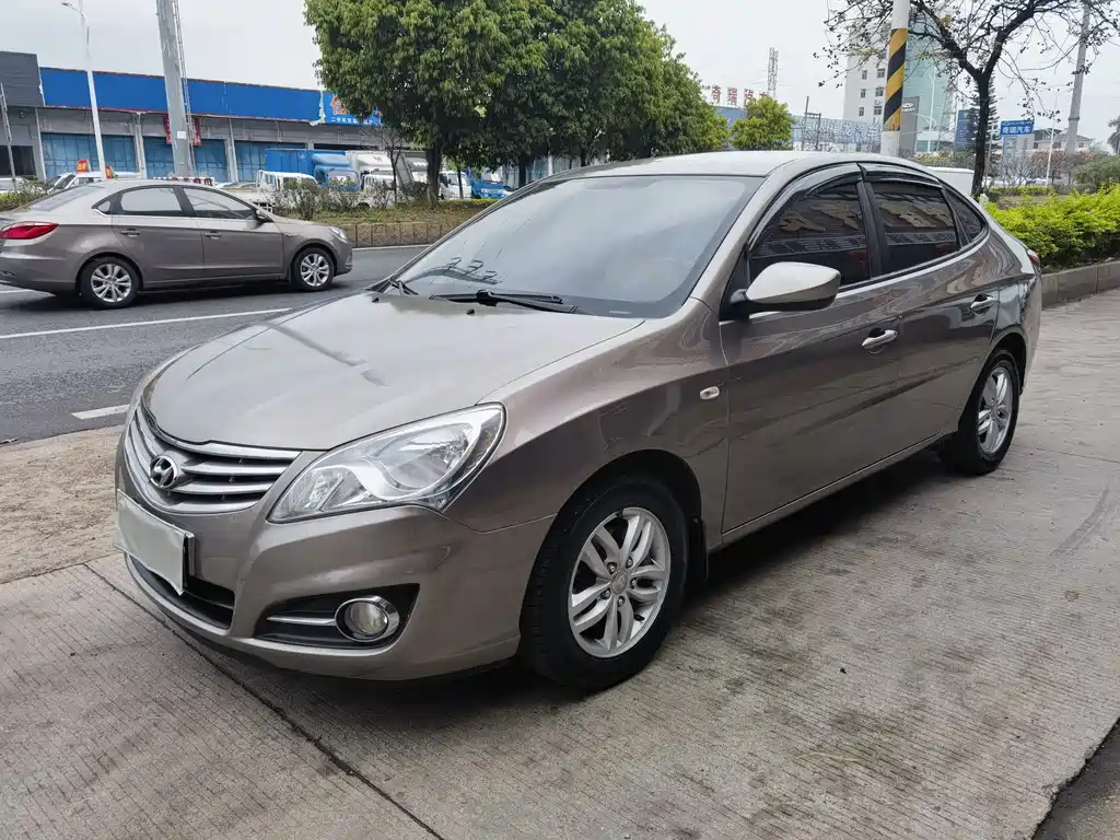 Hyundai Elantra 2013