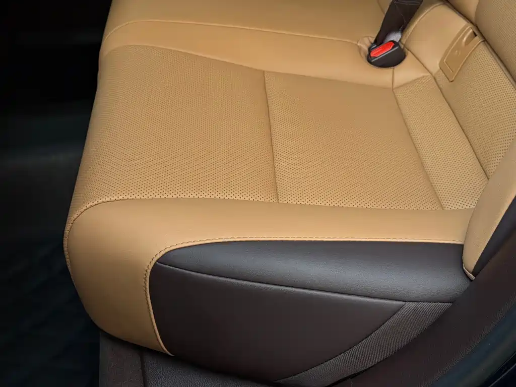 Lexus ES — миниатюра 21