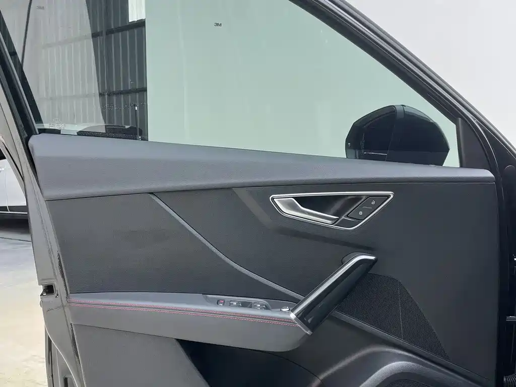 Audi Q2L — миниатюра 15