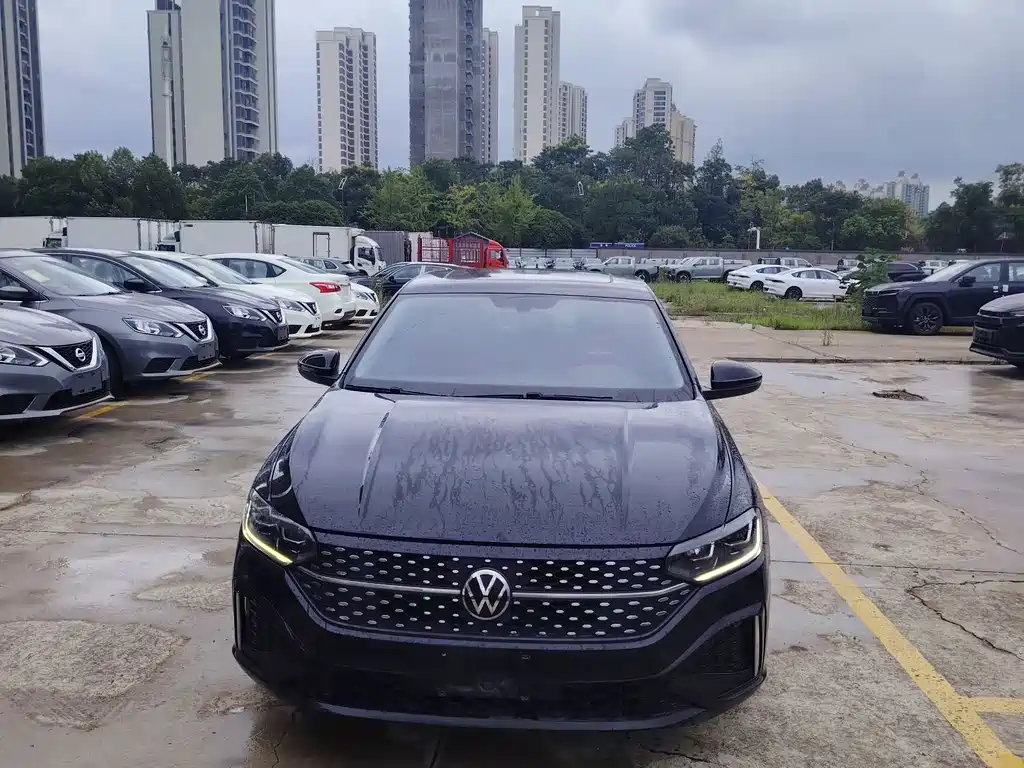 Volkswagen Lavida — миниатюра 2