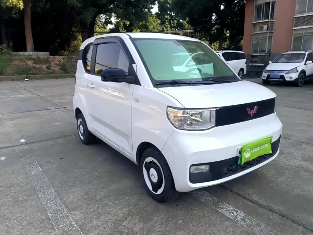 Wuling MINIEV — миниатюра 4