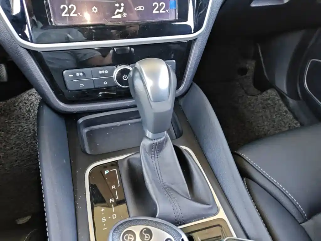 BYD MAX — миниатюра 14