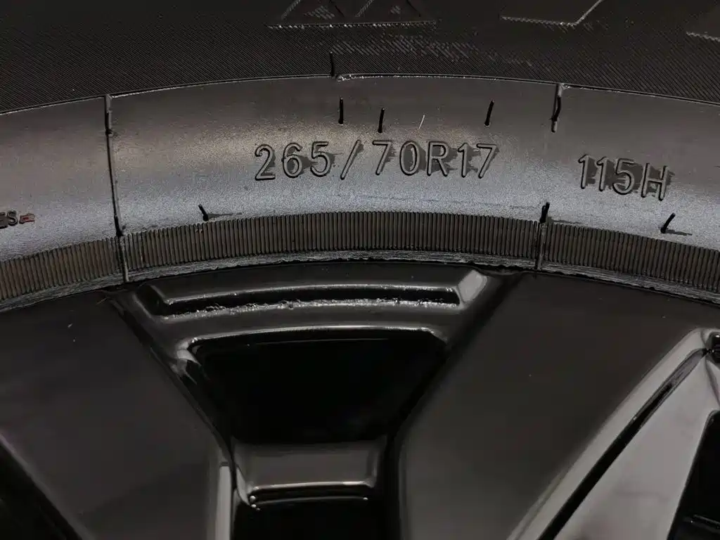 212 212 T01 — миниатюра 24