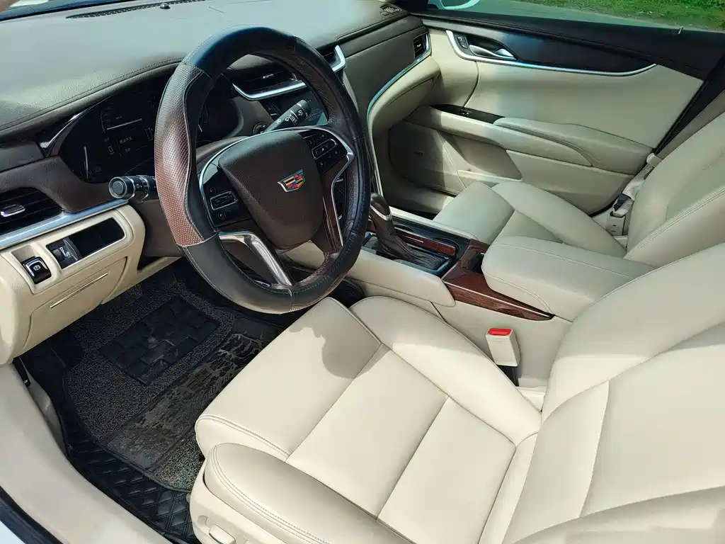 Cadillac XTS — миниатюра 4