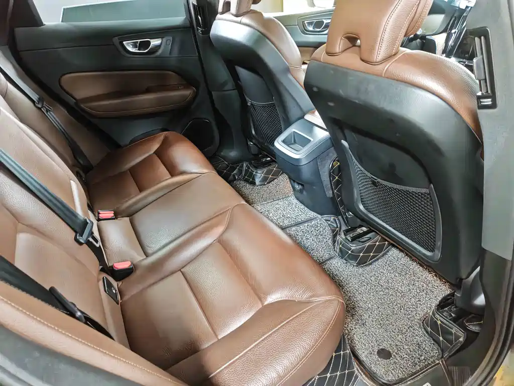 Volvo XC60 — миниатюра 5