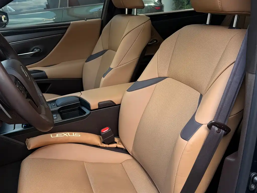Lexus ES — миниатюра 19