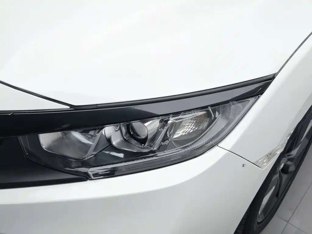Honda Civic — миниатюра 7