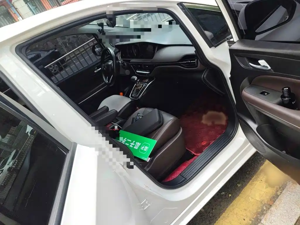 GAC Motor Trumpchi M6 — миниатюра 20