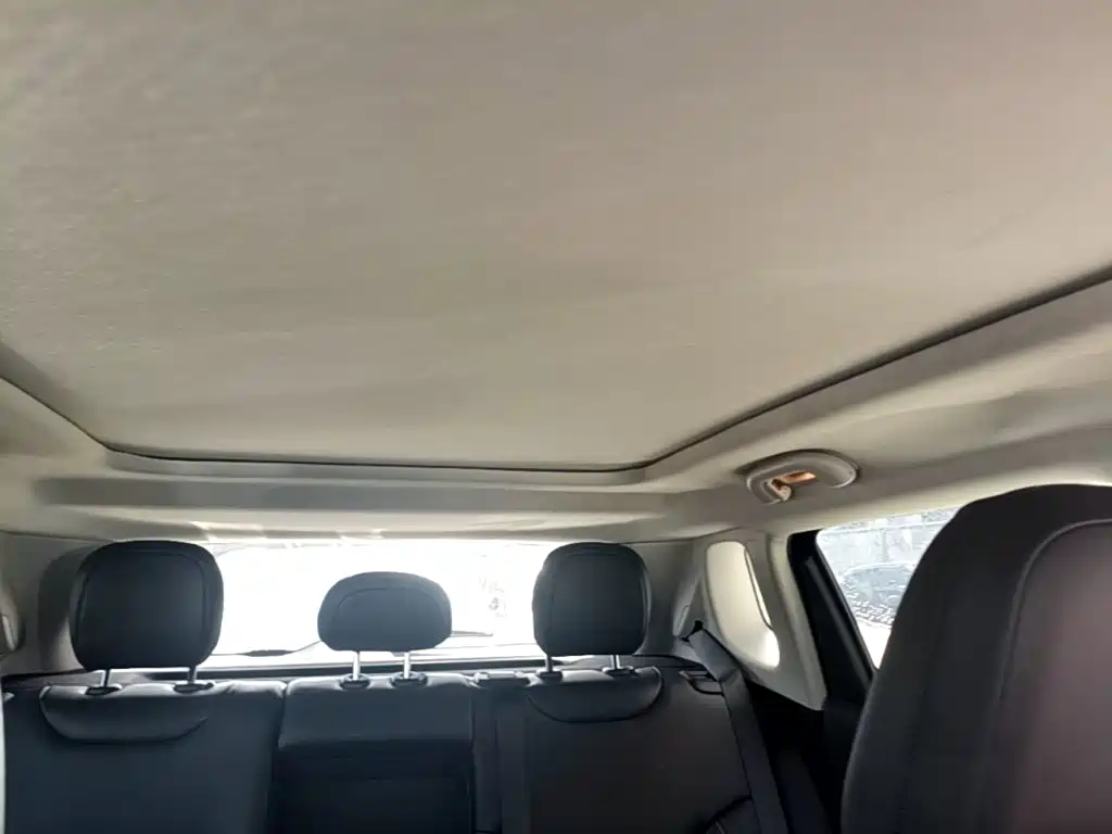 Jeep Compass — миниатюра 18