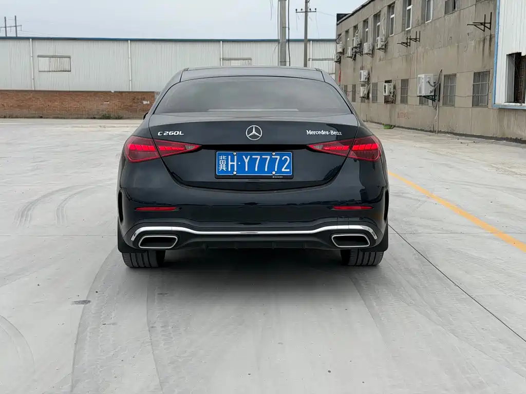 Mercedes-Benz C-Class — миниатюра 6