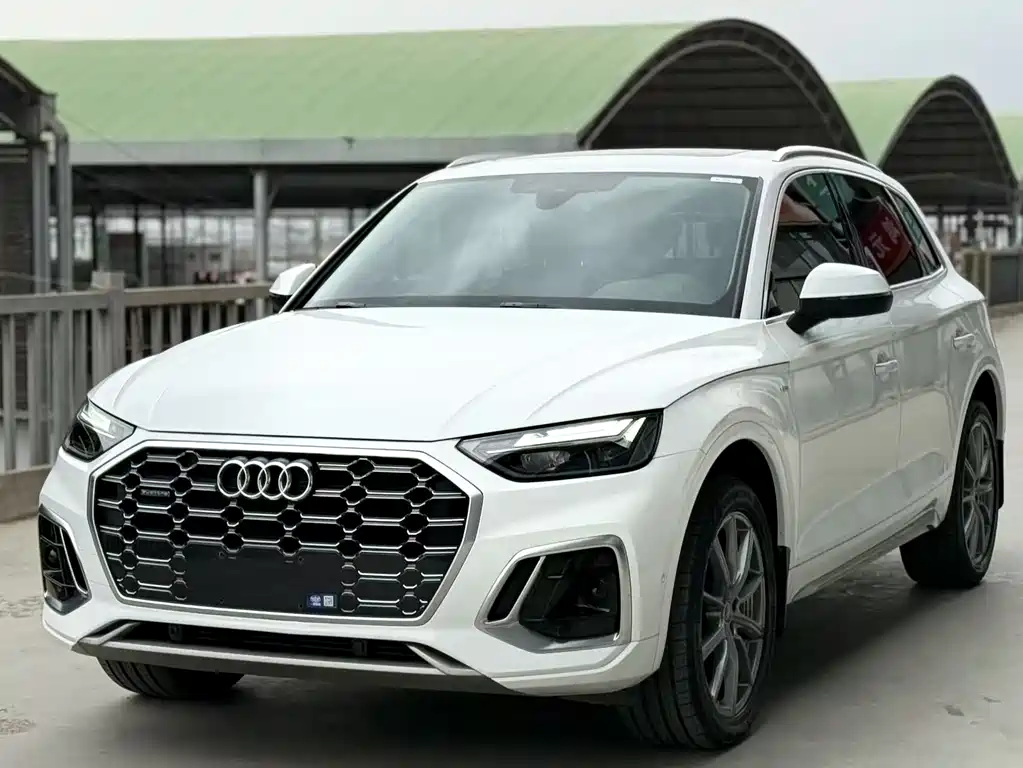 Audi Q5L 2022