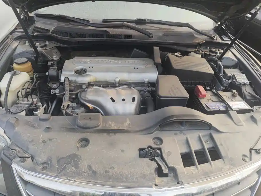 Toyota Camry — миниатюра 10